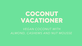Veganer Coconut Vacationer Protein Cookie mit Kokos, Mandeln und Cashews.
