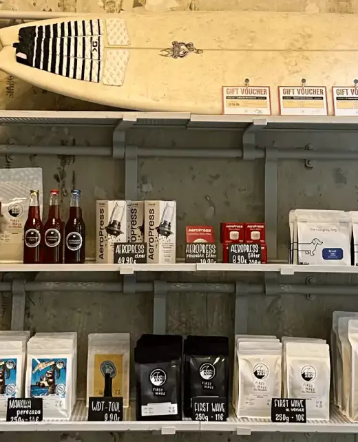 Das Mañana Café und seine Auswahl in Kaffeebohnen in Wien.